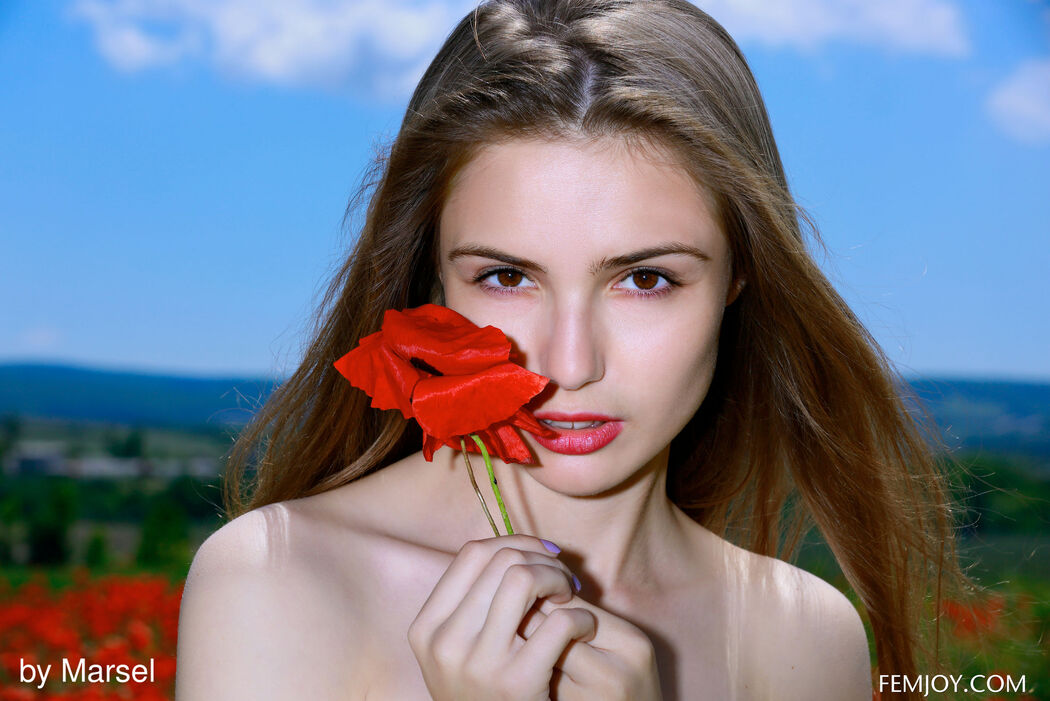 Elle P With Great Eyes And Cute Breasts