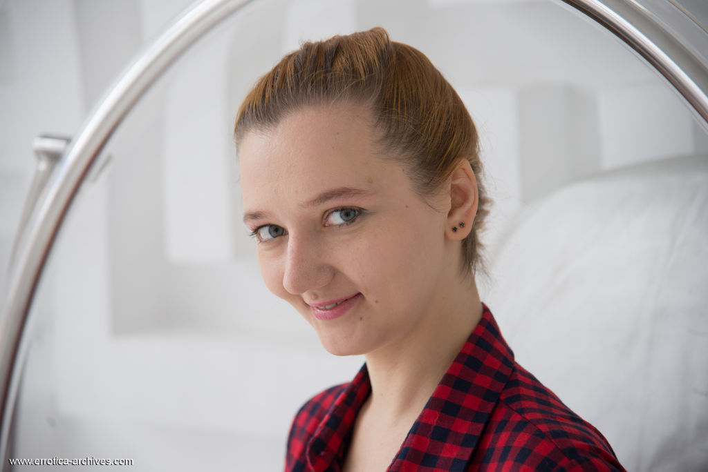 Ena Young Nude Model