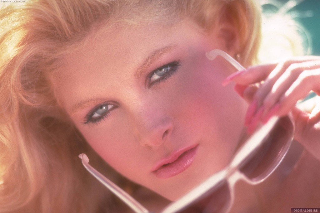 Flashback Retro Nude Pics By Julia Hayes