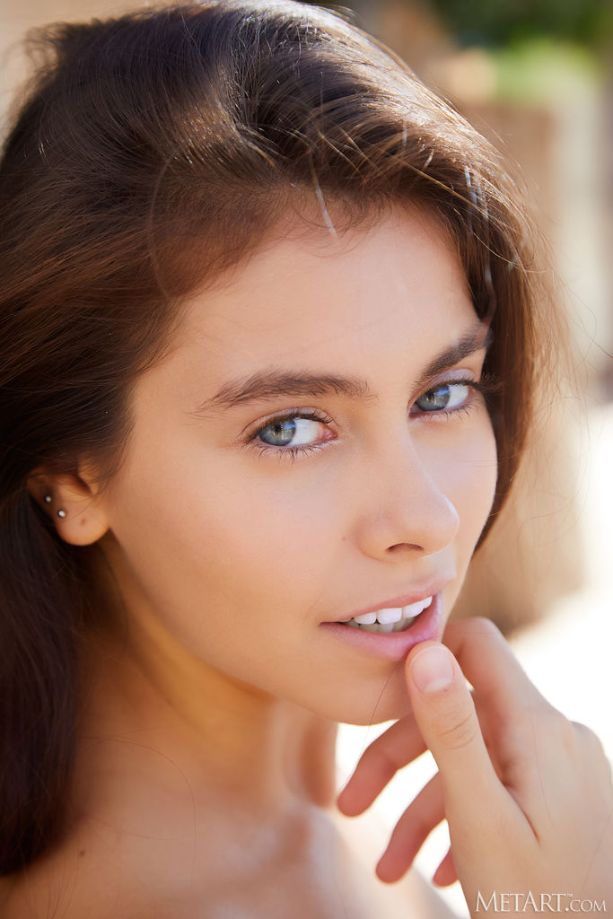 Foxy Alissa Expose The Neat Bush That Crowns Her Pussy