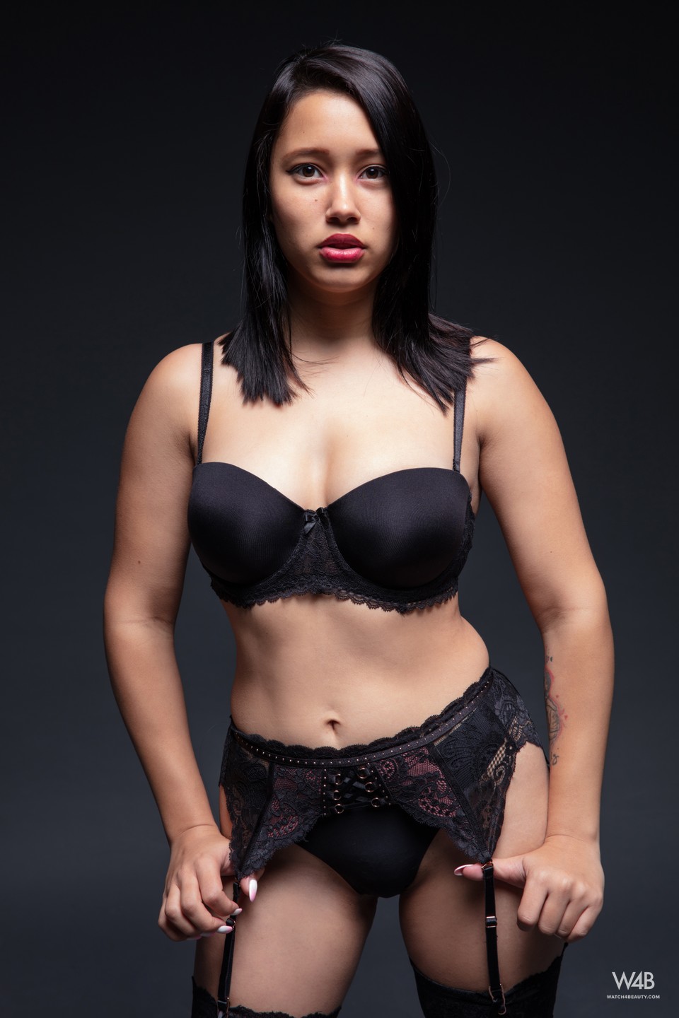 Famous Porn Star Lia Ponce Masturbation In The Studio Cover Photo