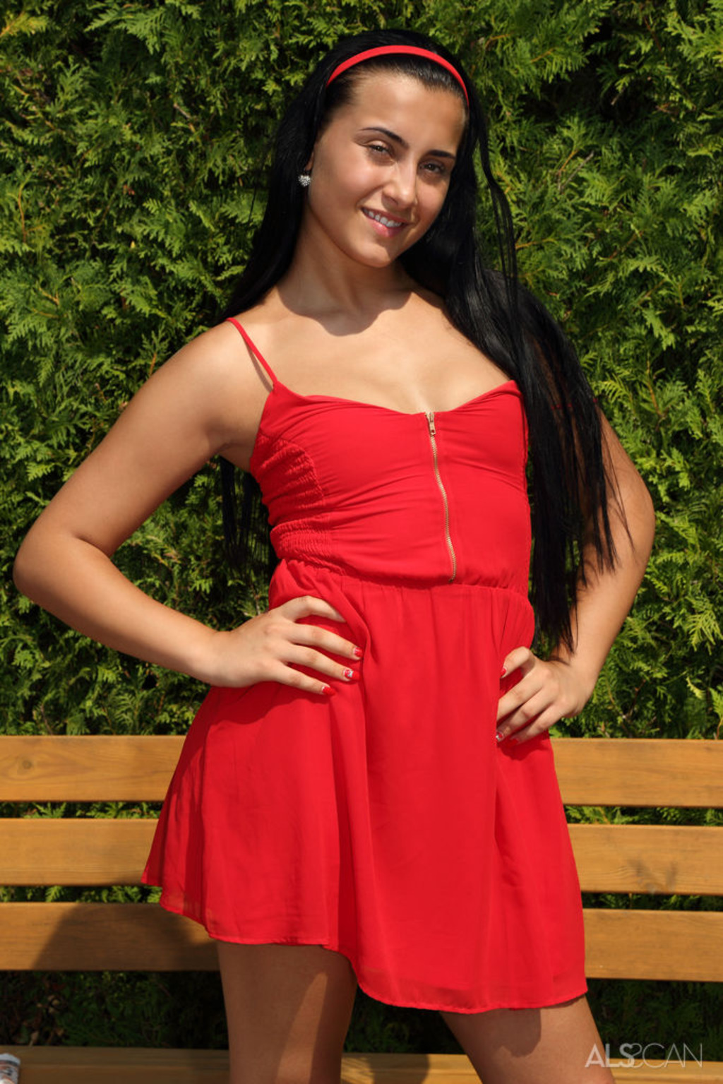 Expose Featuring Ana Rose