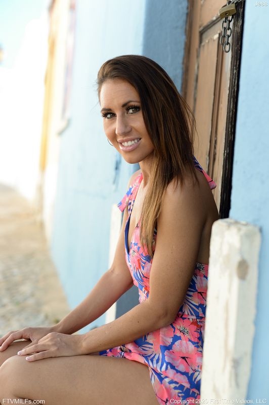 FTV Jess Want More Pleasure From Her Toy