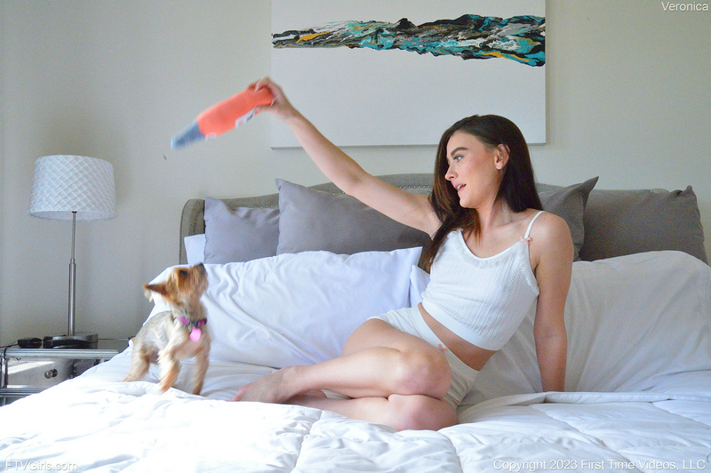 FTV Veronica Plays With A Dildo And Spreads Pussy Wild
