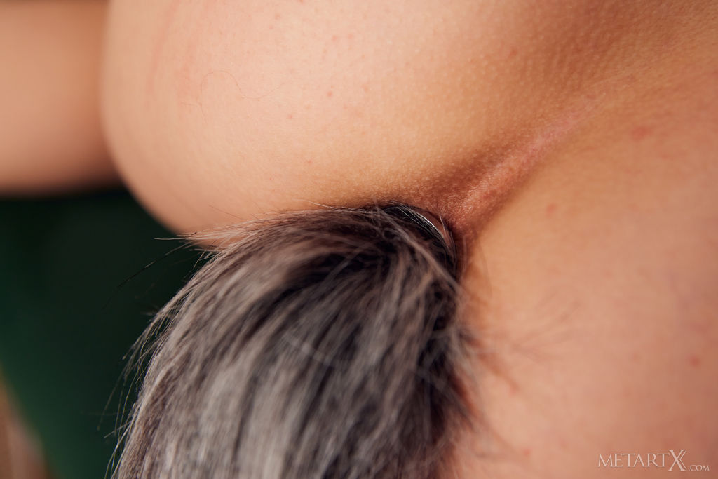 Gorgeous Brunette Julietta Rubbing Her Soft Bush And Strumming Her Clit Avidly