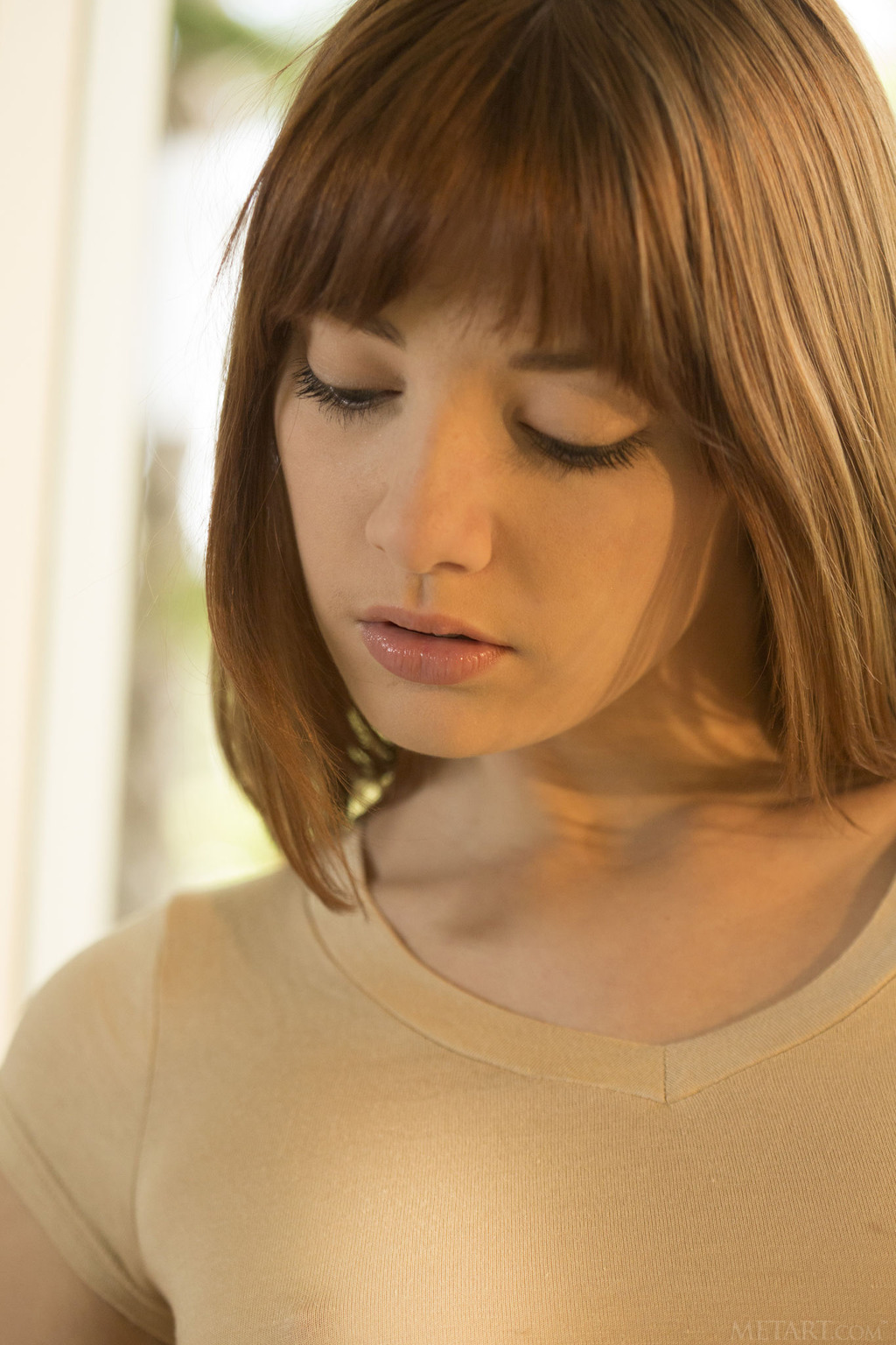 Horny Teen Blaire Ivory Shows Her Pussy