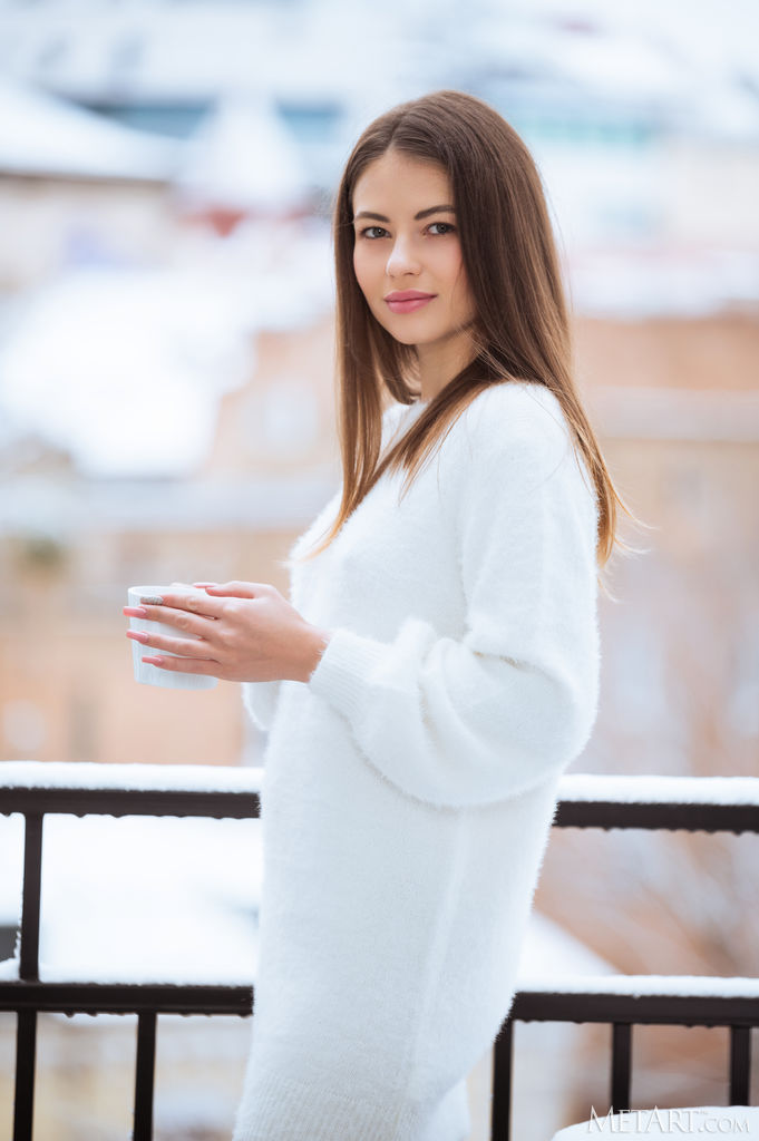 Hilary C Lifts Her Cashmere Sweater To Expose Her Perfect Ass Cover Photo