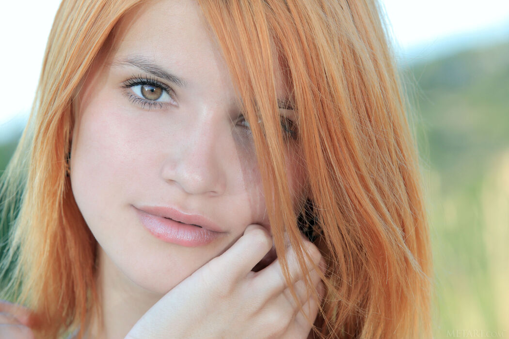 Hot Redhead Babe Violla A Stripping On The Road