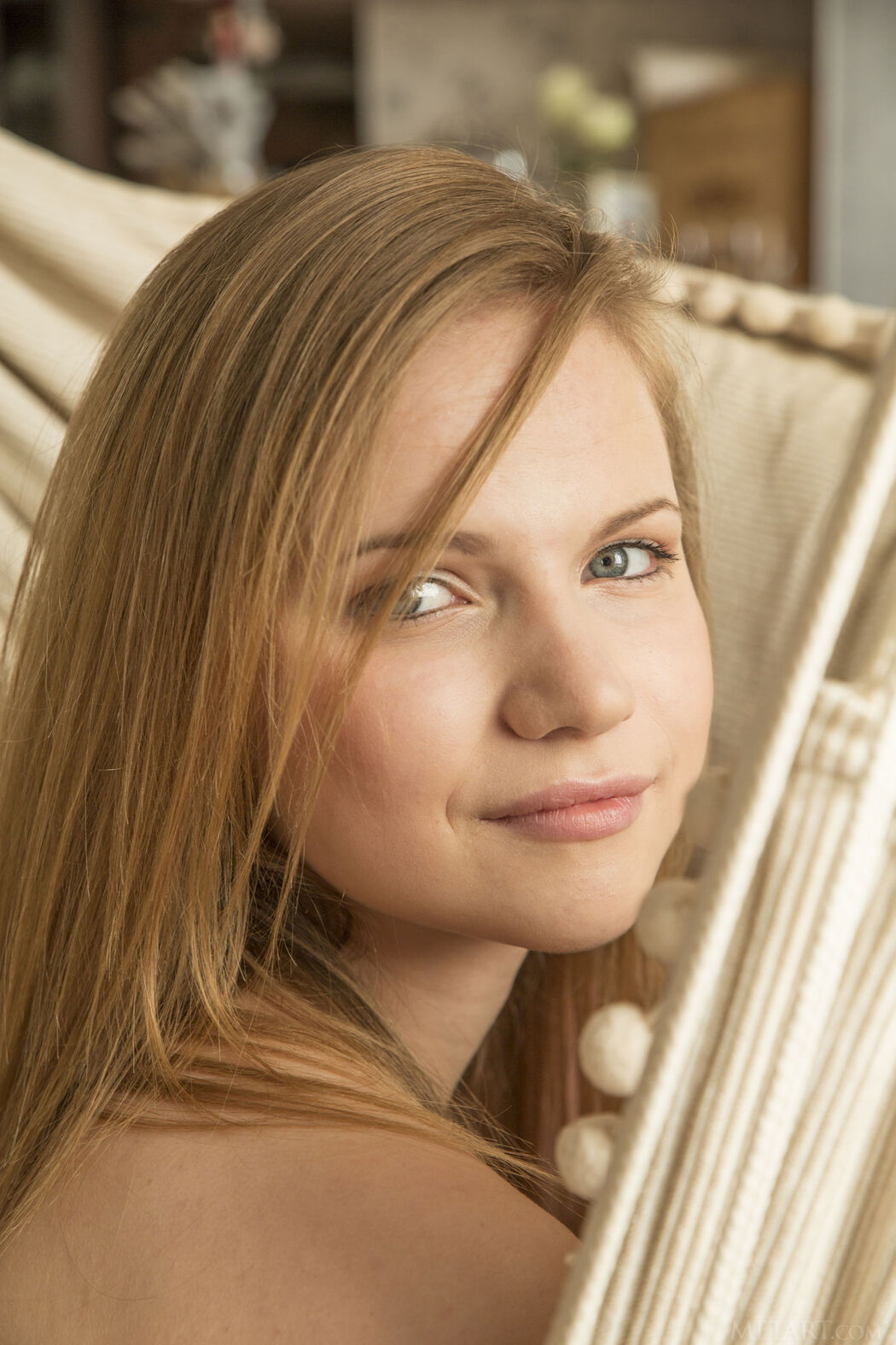 Isabela Beautifully Naked Girl