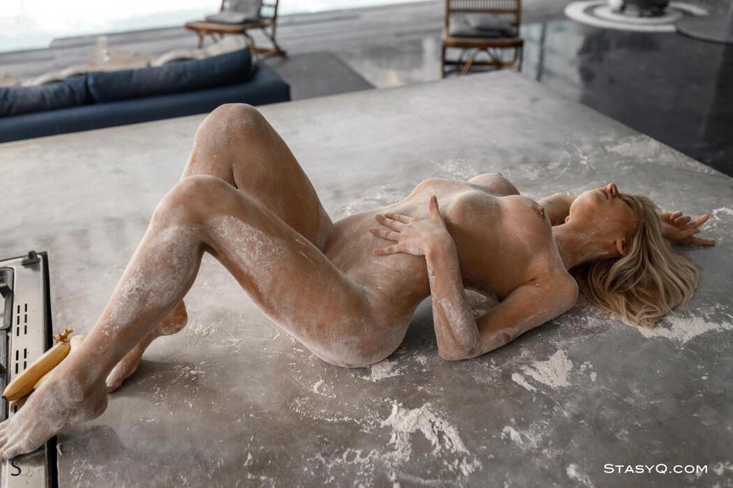 JennyQ Getting Naked And Cooking Sweets