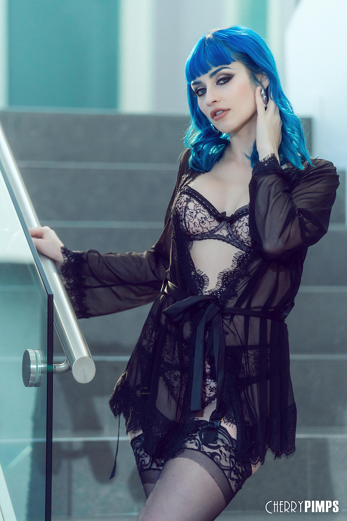 Jewelz Blu Licking Her Toy Just Like It Was Your Cock Cover Photo