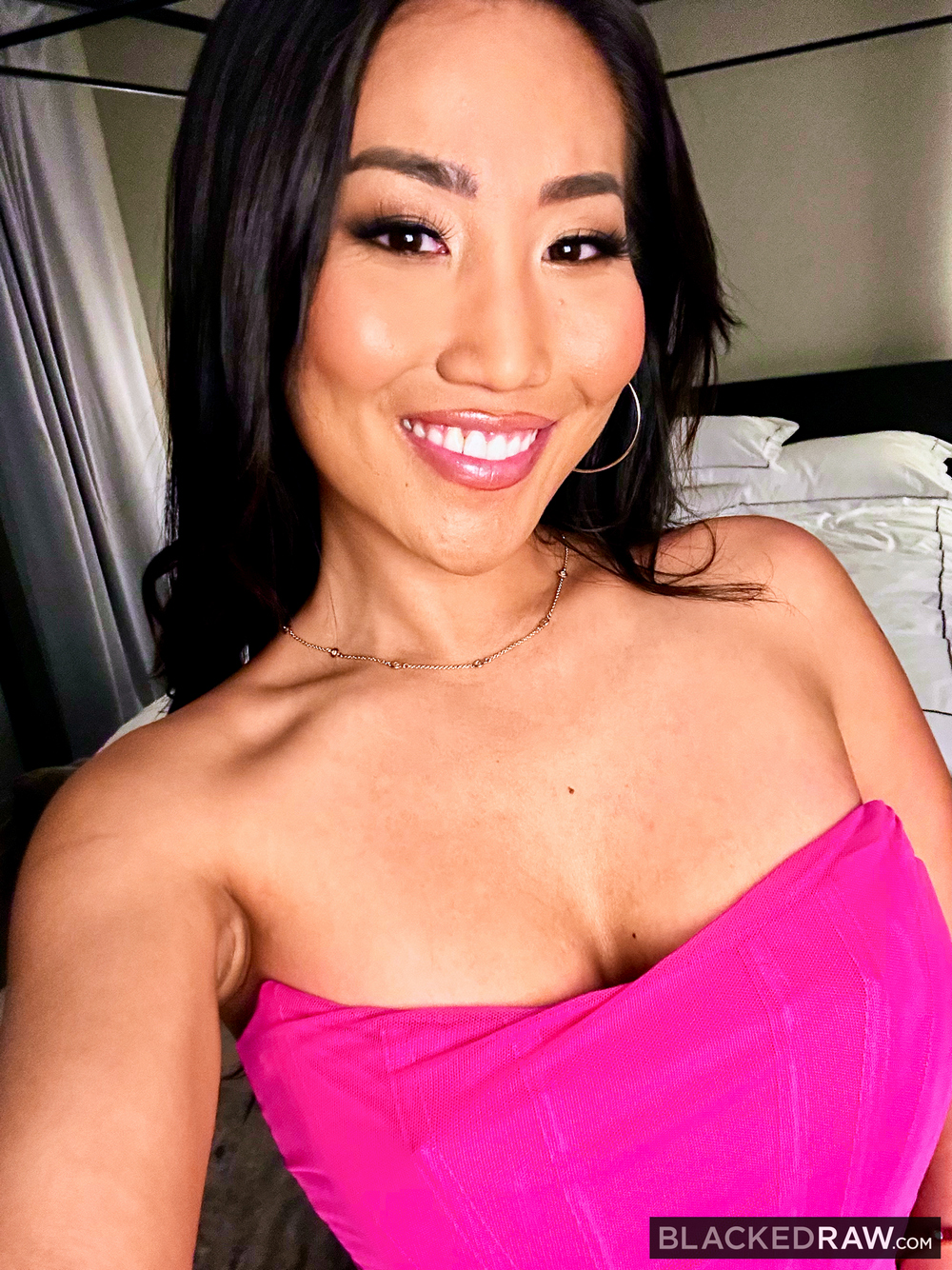 Jennie Rose Sexy Asian Girl Takes BBC In Her Small Holes