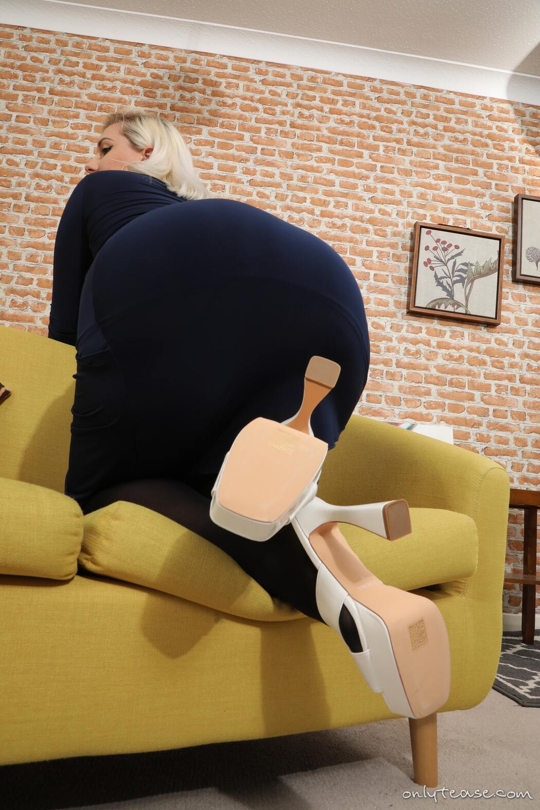 Jenny James In Black Stockings With Sexy Ass