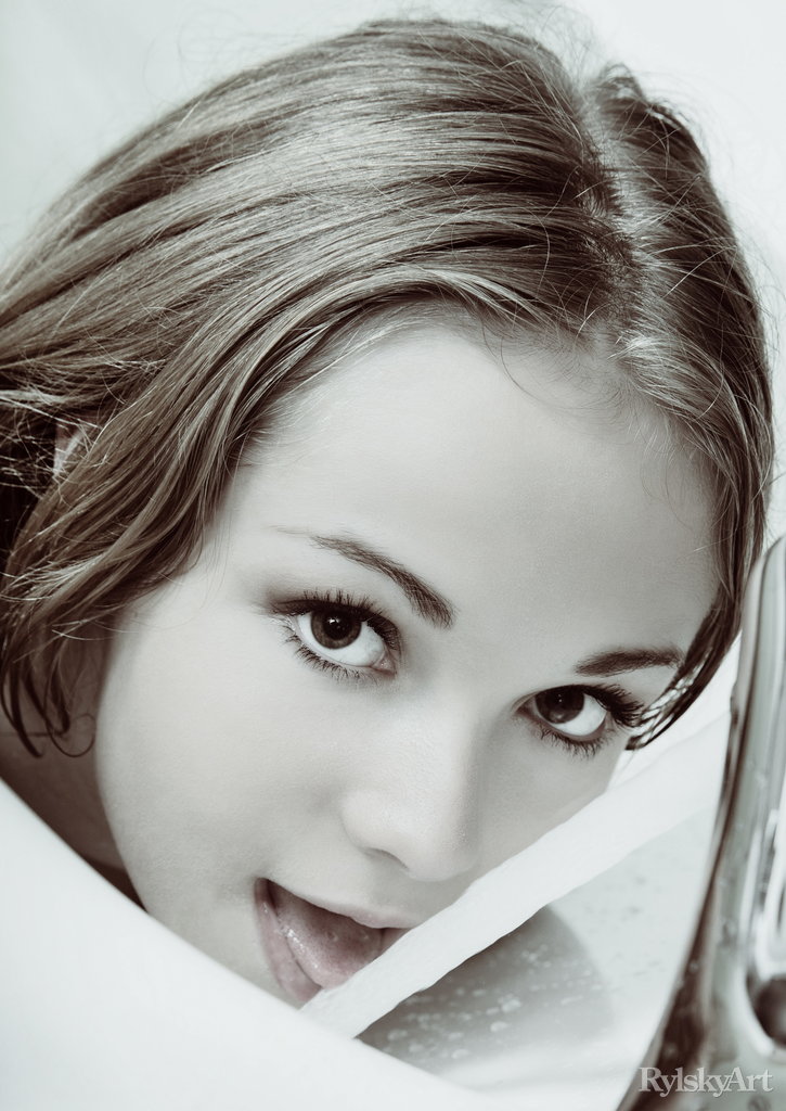 Jeff Milton Beautiful Collection Photos With Hot Babe