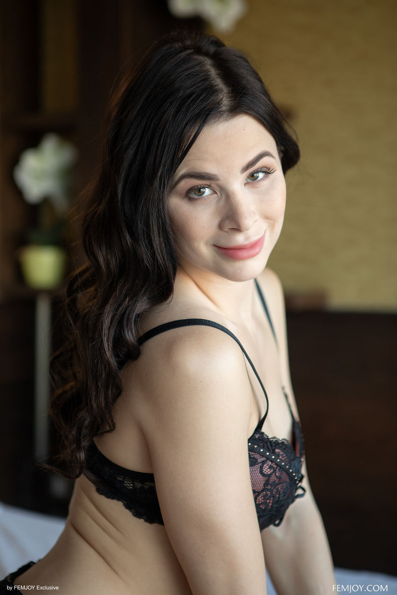 Jenny Doll Absolutely Gorgeous In Sexy Lingerie