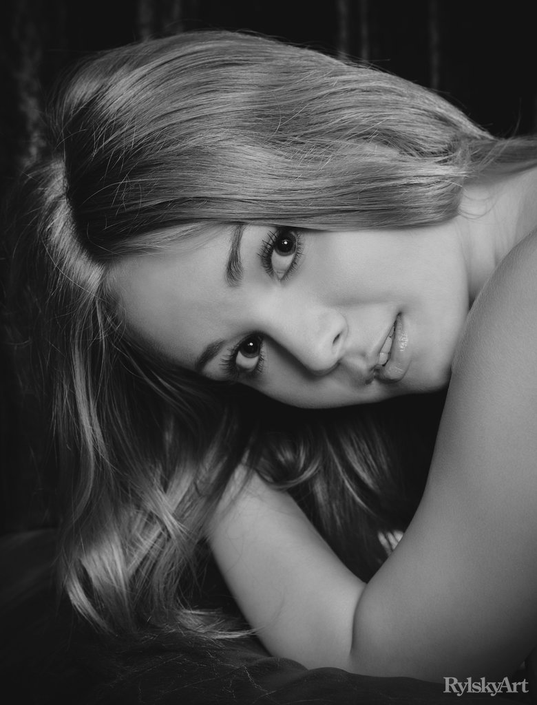 Jeff Milton Beautiful Collection Photos With Hot Babe