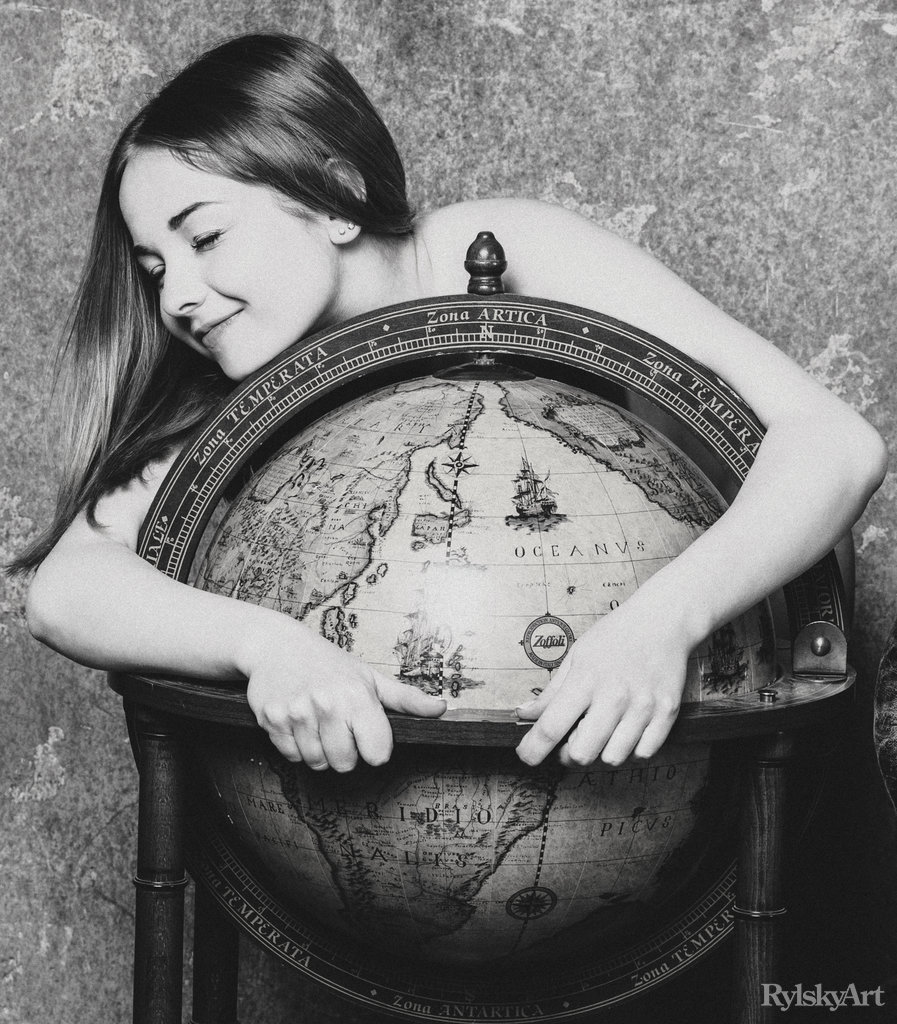 Jeff Milton Beautiful Collection Photos With Hot Babe