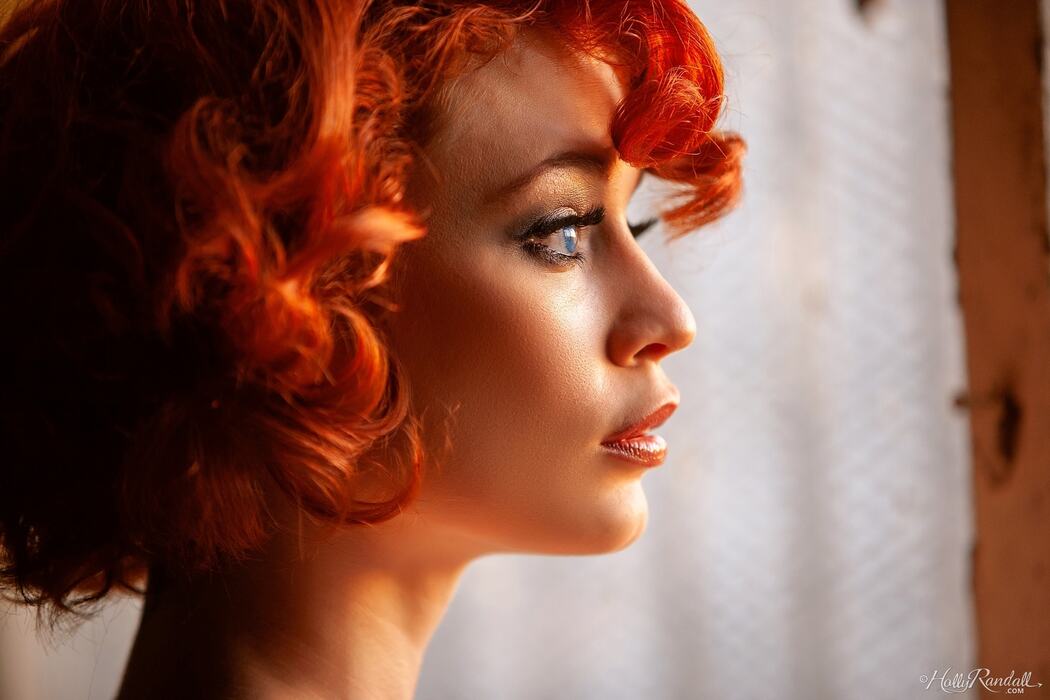 Justine Joli Hot Redhead In Erotic Photo Set