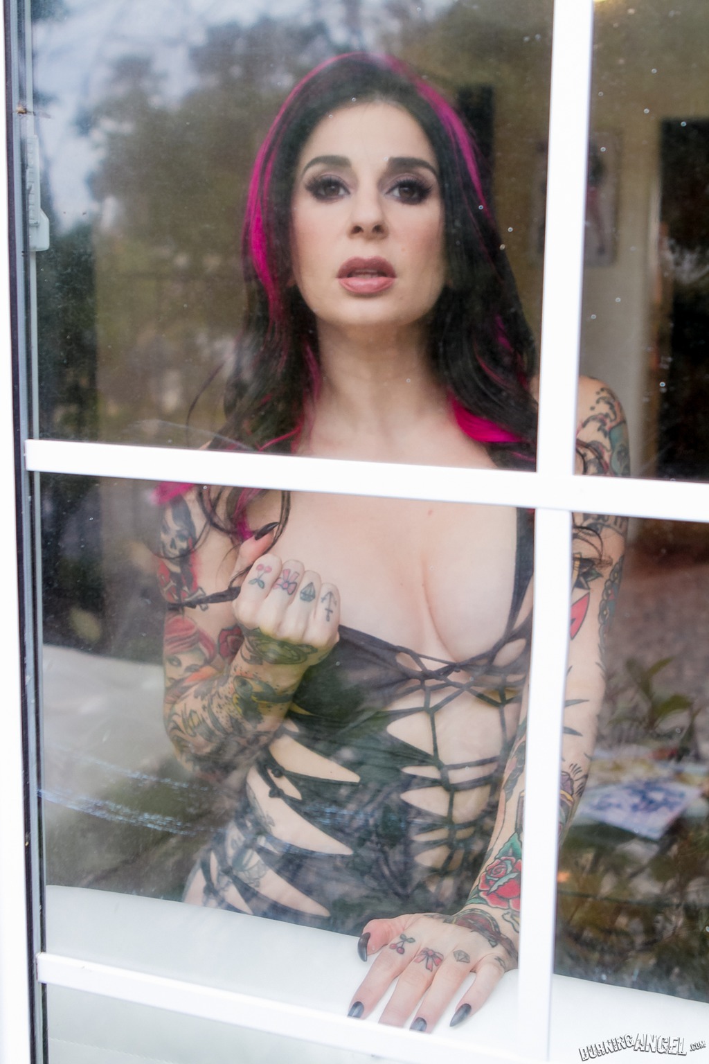 Joanna Angel Strips