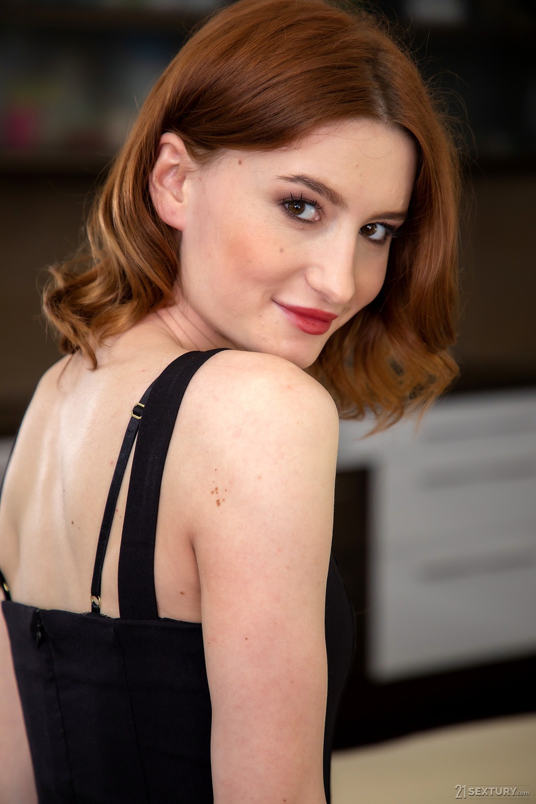 Kiss Patricia Starts Touching Herself And Plays With Her Anal Plug Firstly