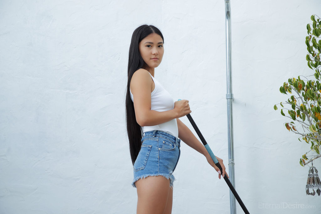 Kimiko Beautiful Goddess With Her Delicious Pussy Cover Photo