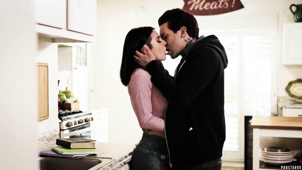 Kenzie Reeves And Joanna Angel Park Taboo