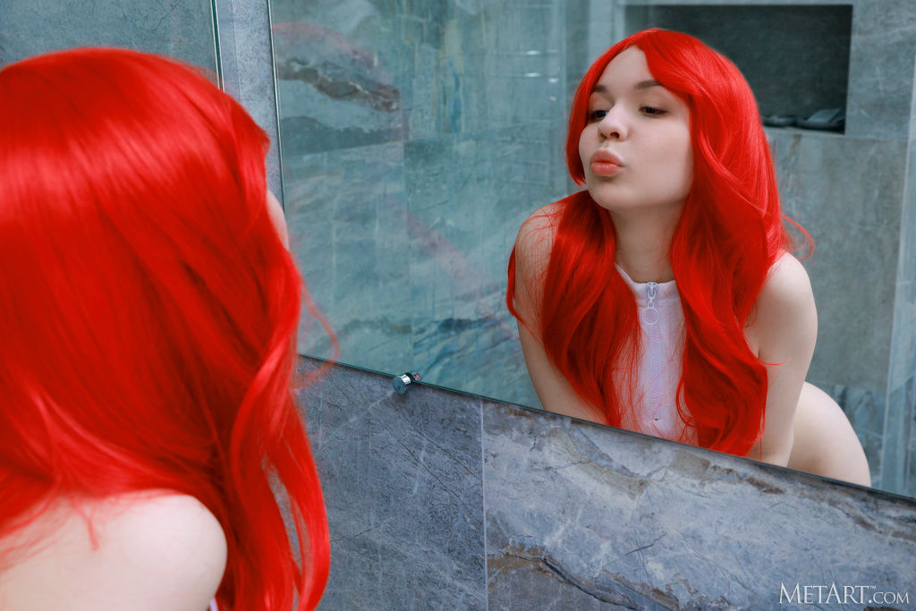 Lana Rose Sexy Hourglass Figure Even More Alluring When She's Perfectly Naked