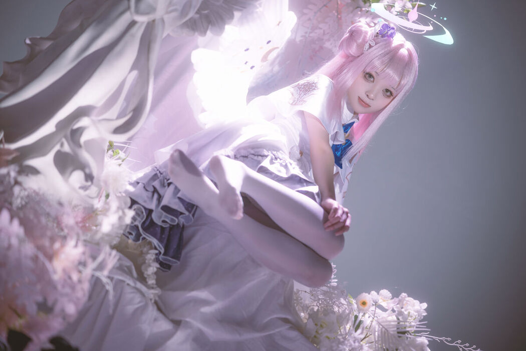 Coser@矢量鱼 – 蔚蓝档案 圣园未花 (27P)