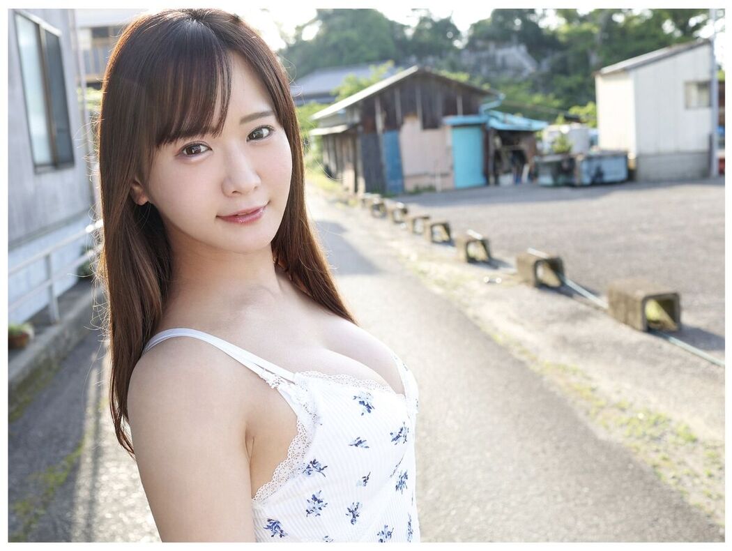 JP Narumi Hirose 広瀬なるみ – ヌード写真集 風に包まれて Part01 (50P)