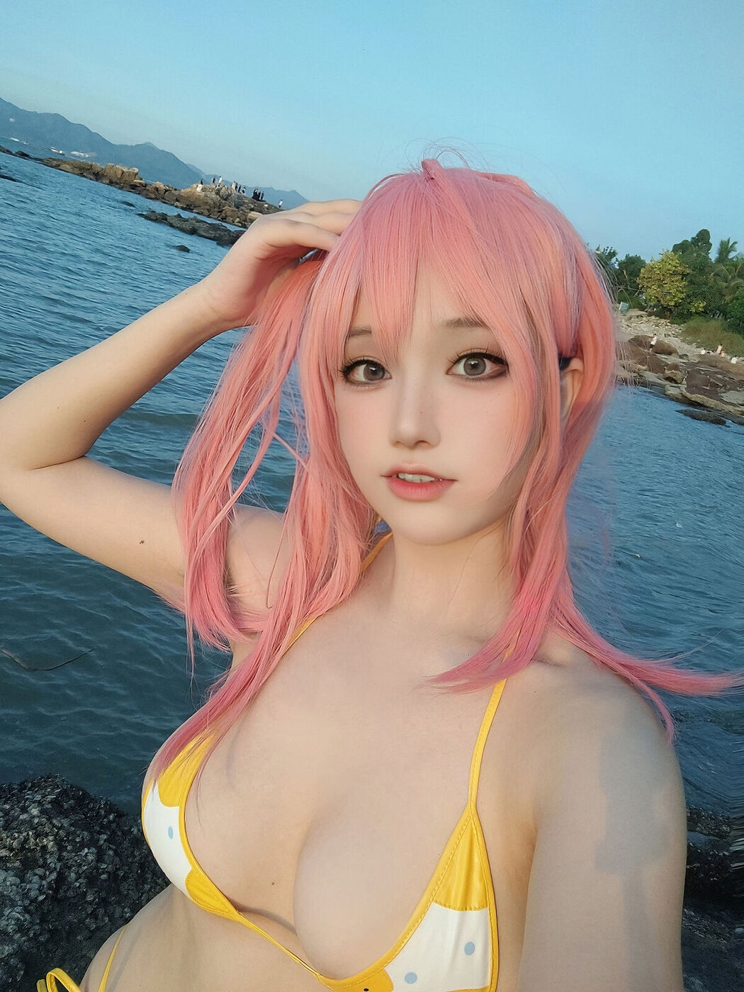 Coser@七七娜娜子 &#8211; 穗香泳衣 (32P &#8211; 4V)