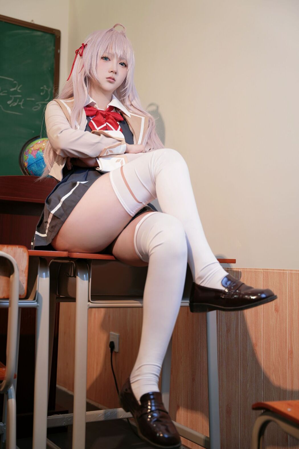Coser@喜欢爱理吗 &#8211; 不时以俄语轻声遮羞的邻座艾莉同学 (30P)
