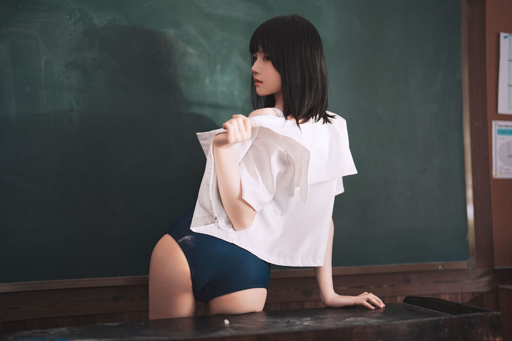 Coser@桜桃喵 – 教室死库水 (48P)