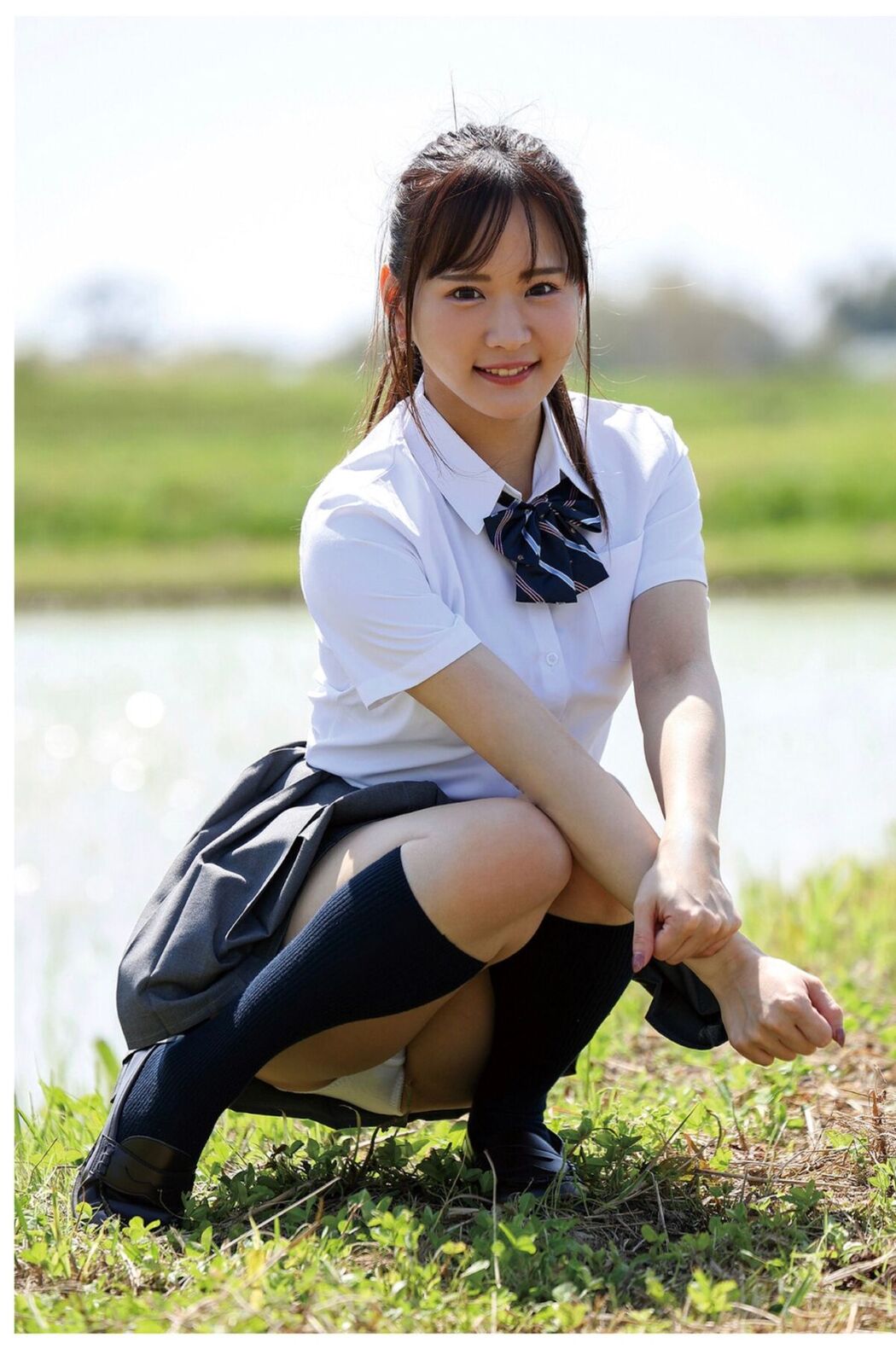 JP Narumi Hirose 広瀬なるみ – ヌード写真集 風に包まれて Part01 (50P)