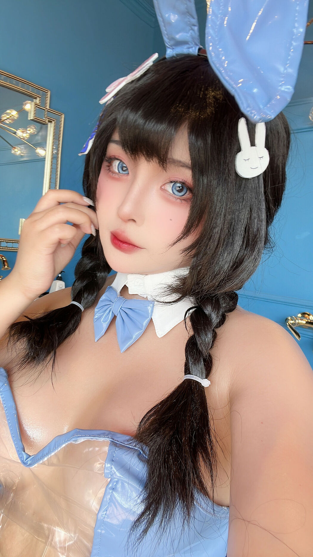 Coser@Sayo Momo – Mary Nikke Medical Bunny Part01 (52P – 14V)