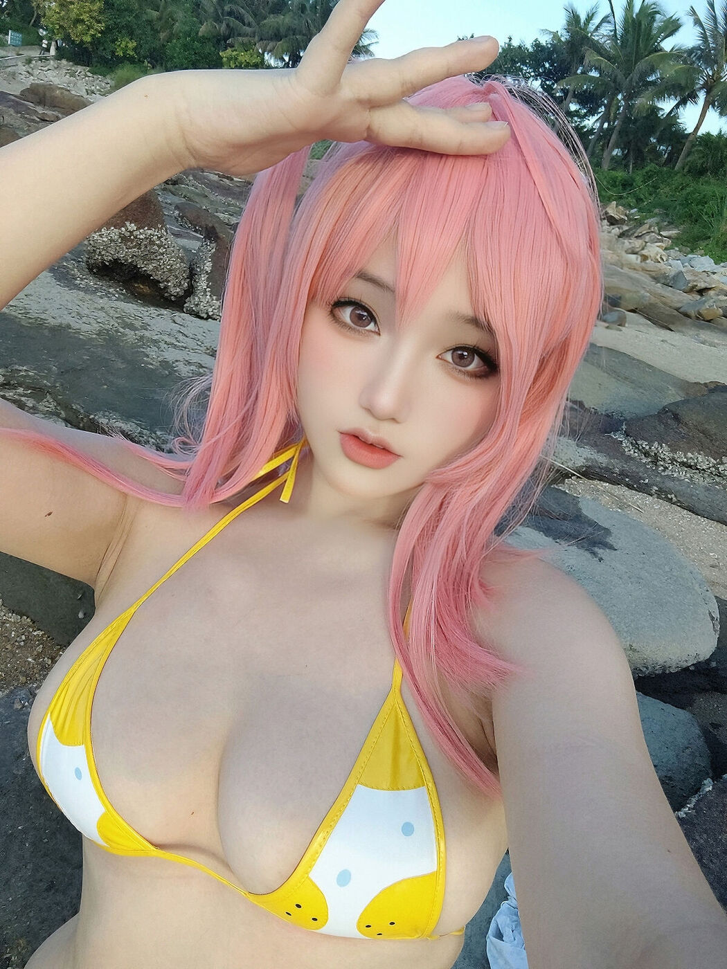 Coser@七七娜娜子 &#8211; 穗香泳衣 (32P &#8211; 4V)