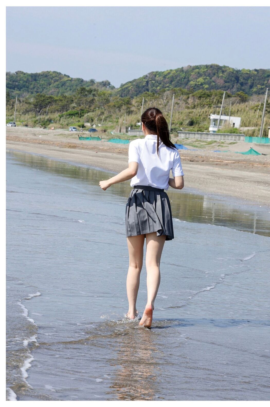 JP Narumi Hirose 広瀬なるみ – ヌード写真集 風に包まれて Part01 (50P)