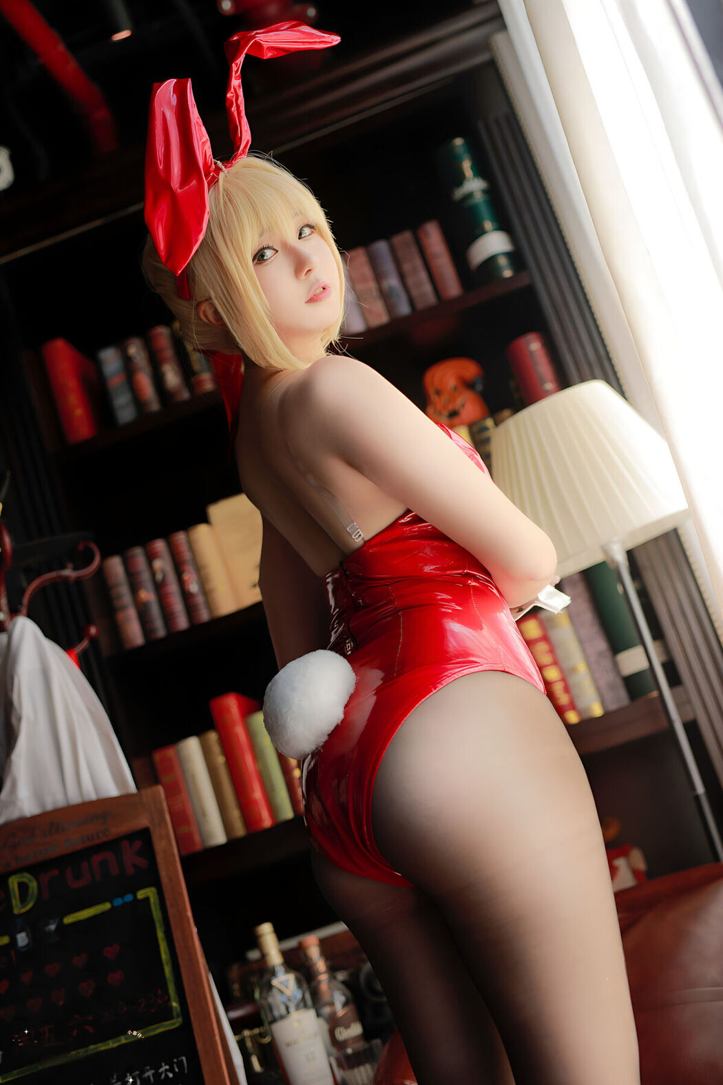 Coser@小容仔咕咕咕w – 尼禄 (33P)