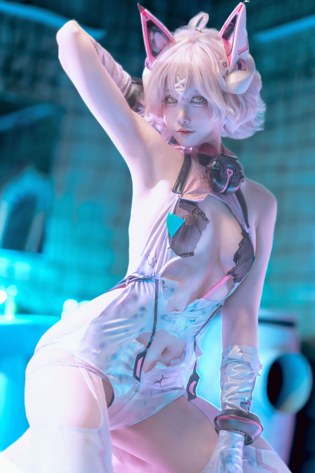 Coser@安食ajiki &#8211; 交错战线——绯猁 (31P)