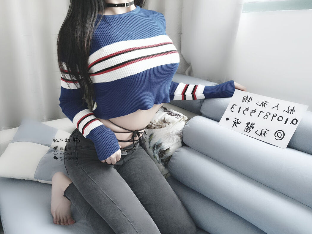 Coser@私人玩物 &#8211; 领家小姐姐的蜜桃臀 (53P &#8211; 9V)