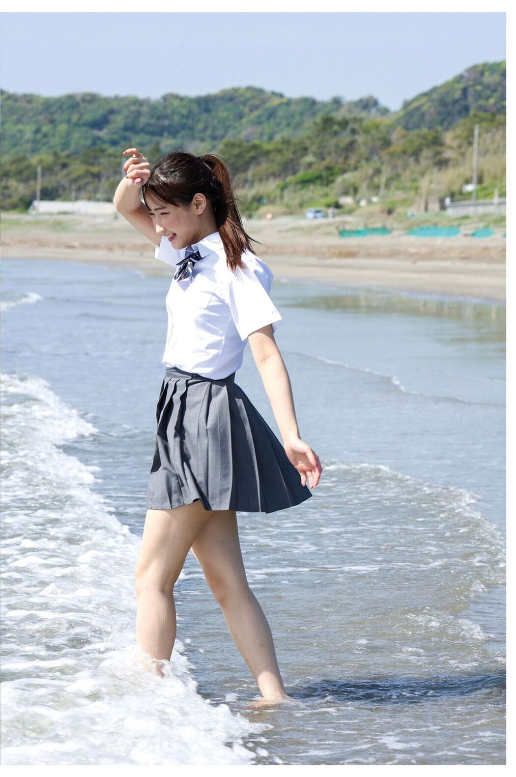 JP Narumi Hirose 広瀬なるみ – ヌード写真集 風に包まれて Part01 (50P)