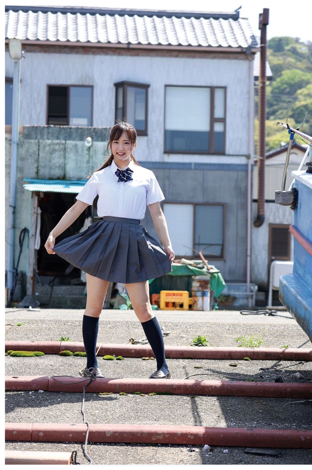 JP Narumi Hirose 広瀬なるみ – ヌード写真集 風に包まれて Part01 (50P)