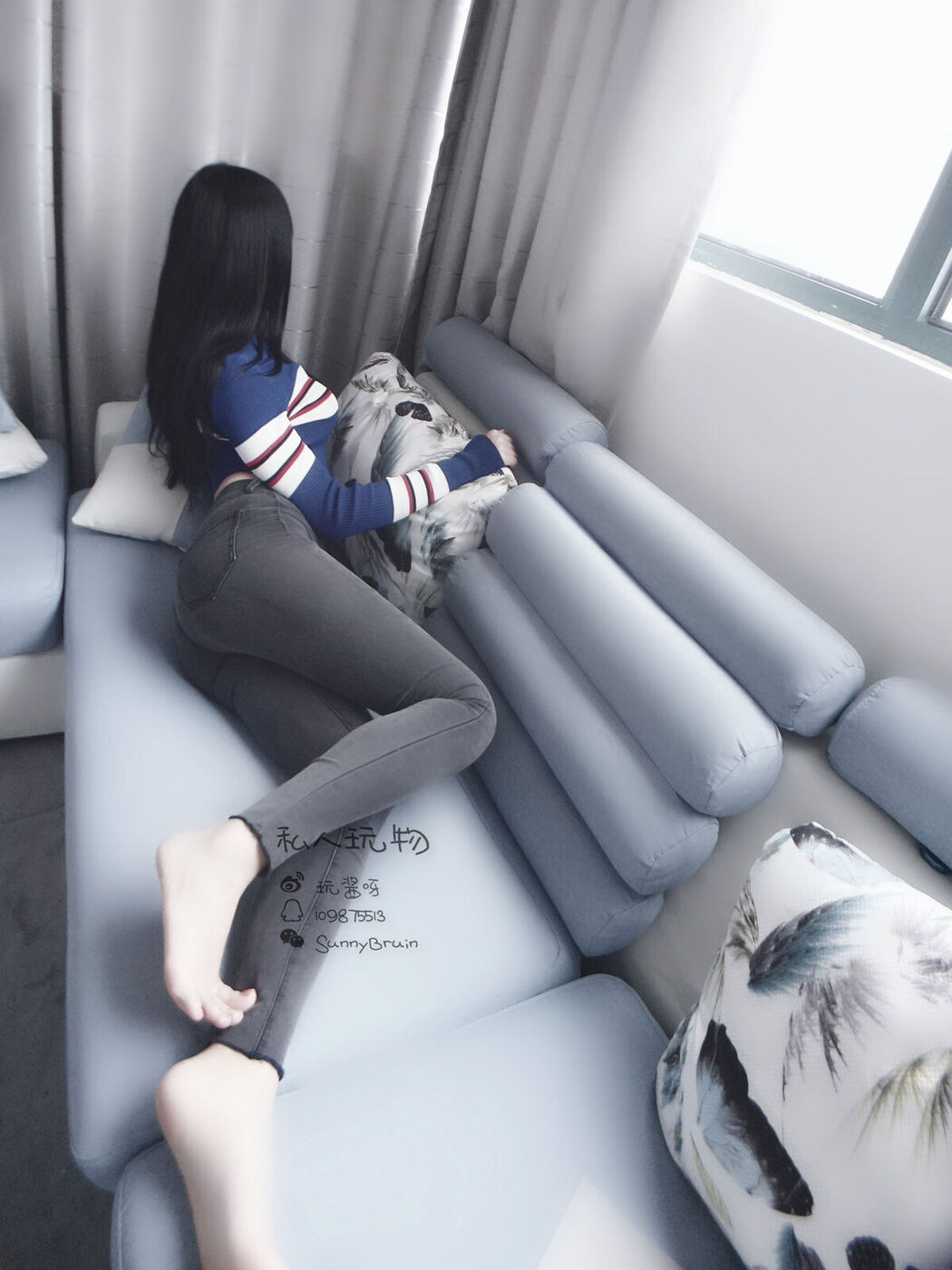 Coser@私人玩物 &#8211; 领家小姐姐的蜜桃臀 (53P &#8211; 9V)