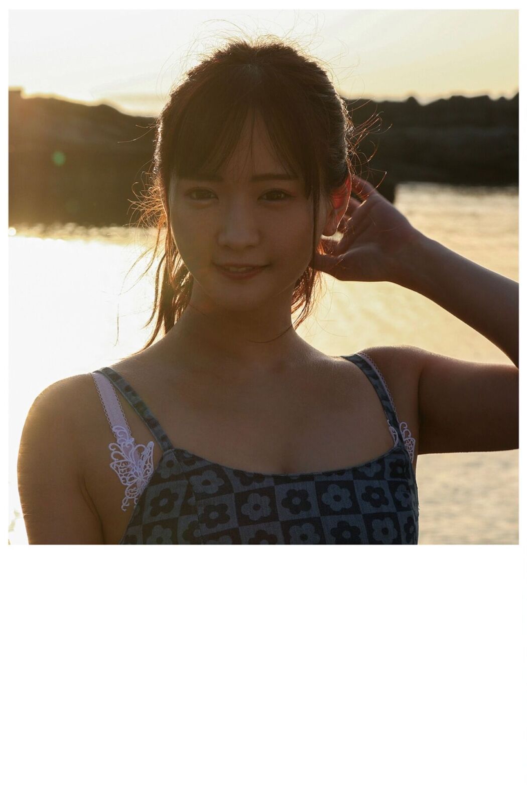 JP Narumi Hirose 広瀬なるみ – ヌード写真集 風に包まれて Part03 (51P)