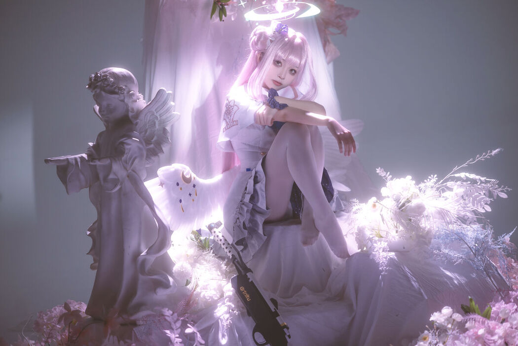 Coser@矢量鱼 – 蔚蓝档案 圣园未花 (27P)