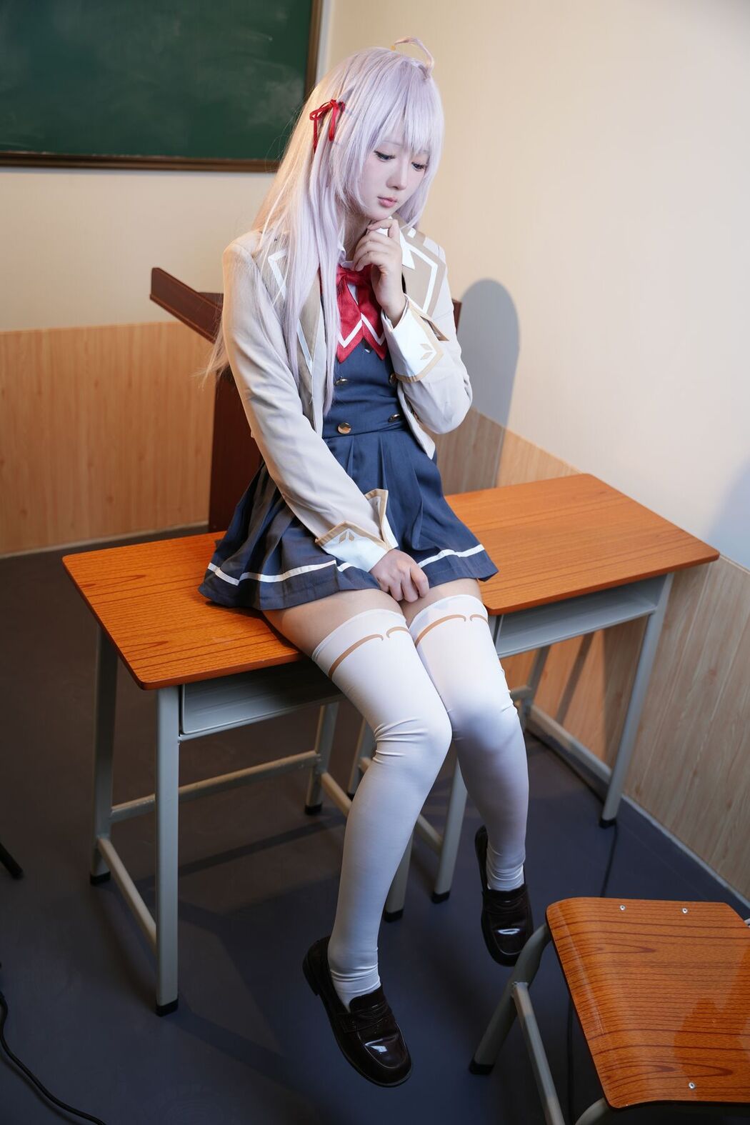 Coser@喜欢爱理吗 &#8211; 不时以俄语轻声遮羞的邻座艾莉同学 (30P)