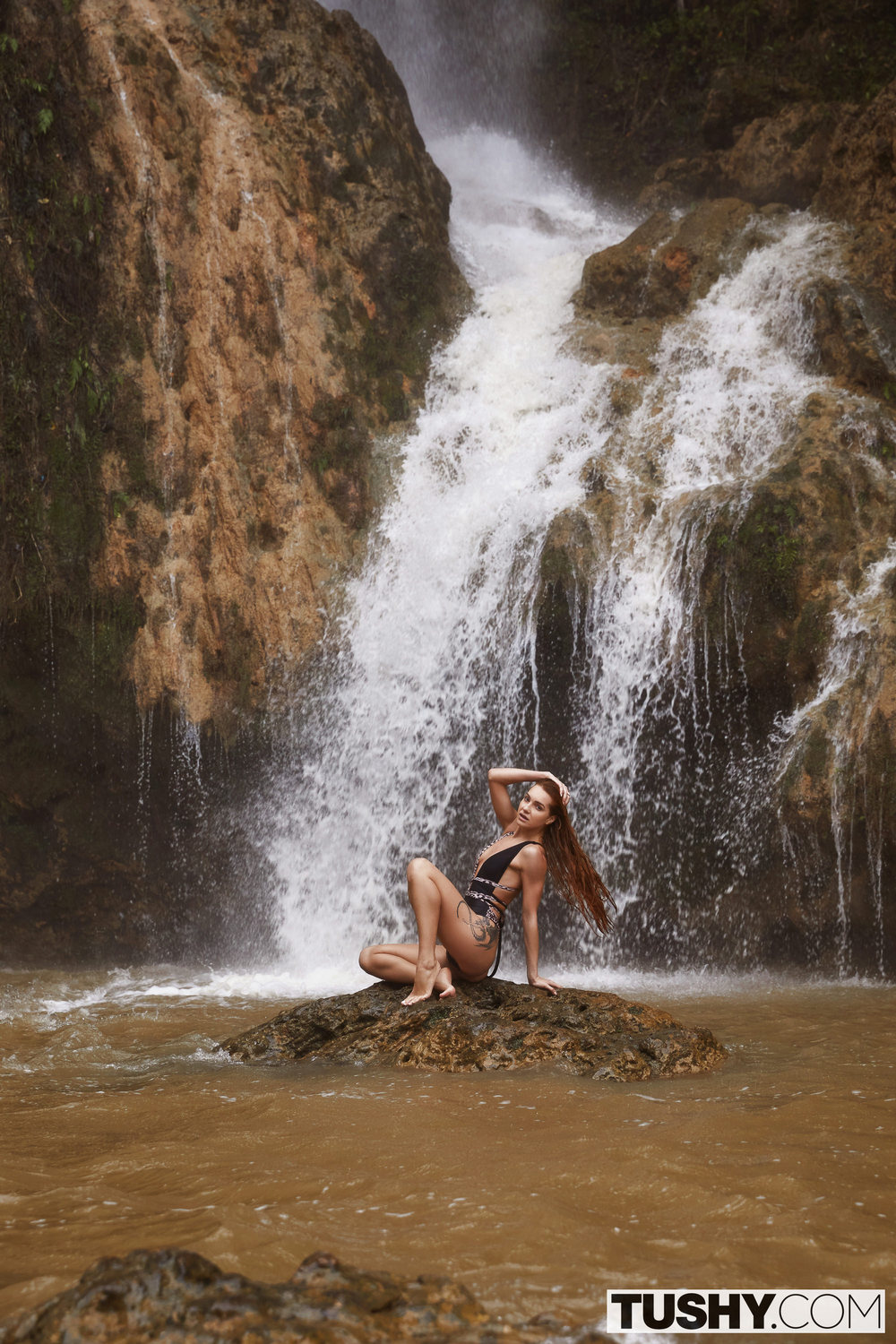 Little Dragon Get Fucked In Ass And Pussy At Once