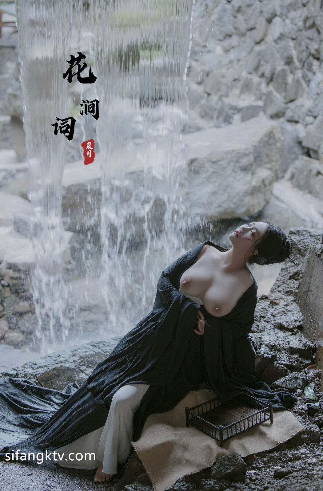 Tao Pu 桃葡 And Xia Yue 夏月 And Luo Su 落苏 &#8211; X稀有古裝風 色影大神私拍甄選 Part01 (67P &#8211; 3V)