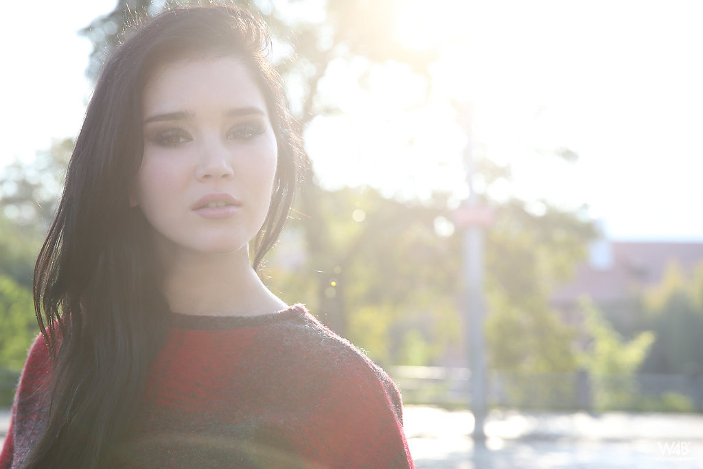 Malena Shows Hotness Without Nudity