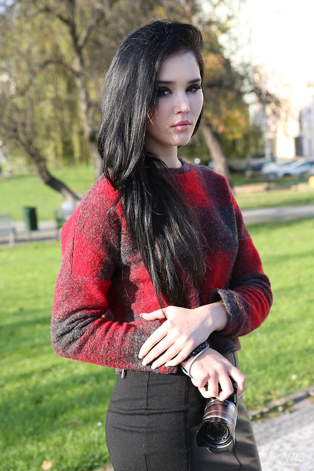 Malena Shows Hotness Without Nudity