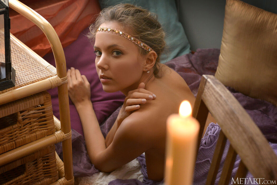 Mango A Bare Her Perky Breasts And Slender Waist